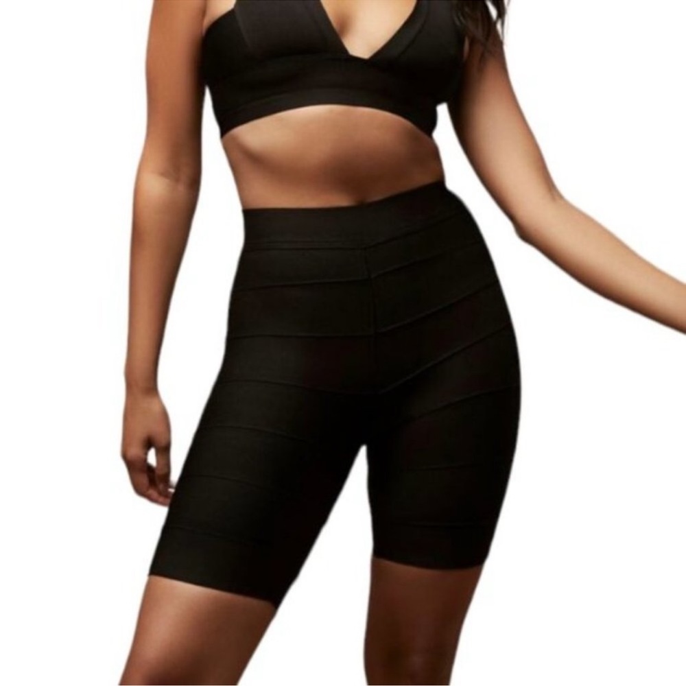 HERVE LEGER x FOREVER 21 | Knit Short in Black